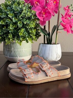 Earth’s Fausto Stitched Double Band Slip-On Sandals